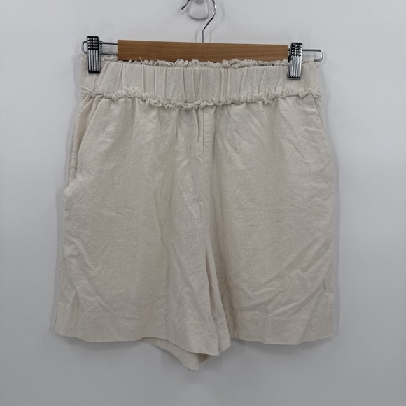 H&M Pants - H&M Womens 100% Raw Silk Cream Comfort Pocket Shorts Size XS Beachy Travel